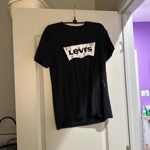 Levi’s men’s short sleeve shirt